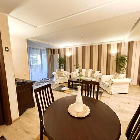 Alpin Aparthotel 2302 Poiana Brasov Ngoại thất bức ảnh